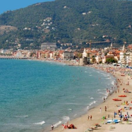 Bilocale A 15 Min Da Alassio E Albenga Apartment Ranzo-Borgo Exterior photo